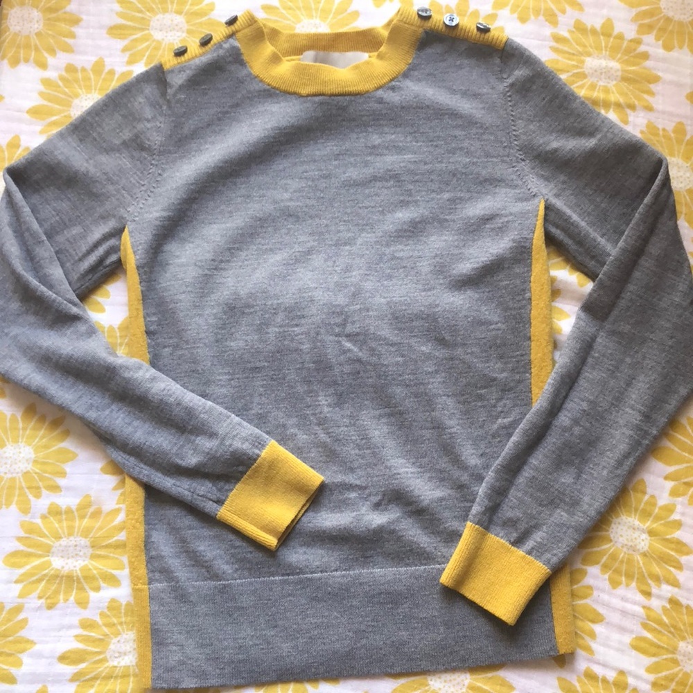 Banana Republic Like new 100% merino wool sweater